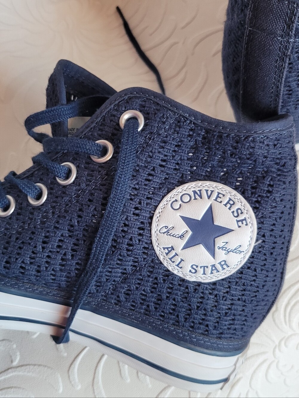 Converse High Top Crochet Hidden Wedge Sneakers - Navy Blue and White Size 8M - Picture 2 of 10